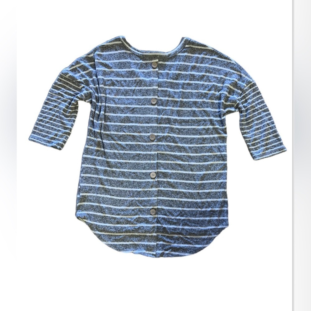 MISIA STRIPED SHIRT gray/white stripes 3/4 sleeve top pocket buttons at back L